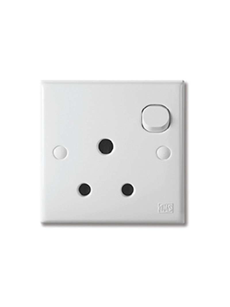 header main page products ums 3 series socket outlets 2a5a15a 250v a.c. 2.png UMS 15A Single Socket 3115 3 Series